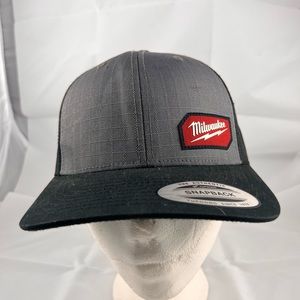 Milwaukee Snap back baseball cap hat